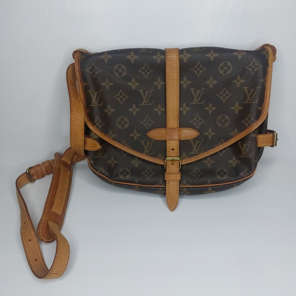 Louis Vuitton Samur 30 Authentic Vintage